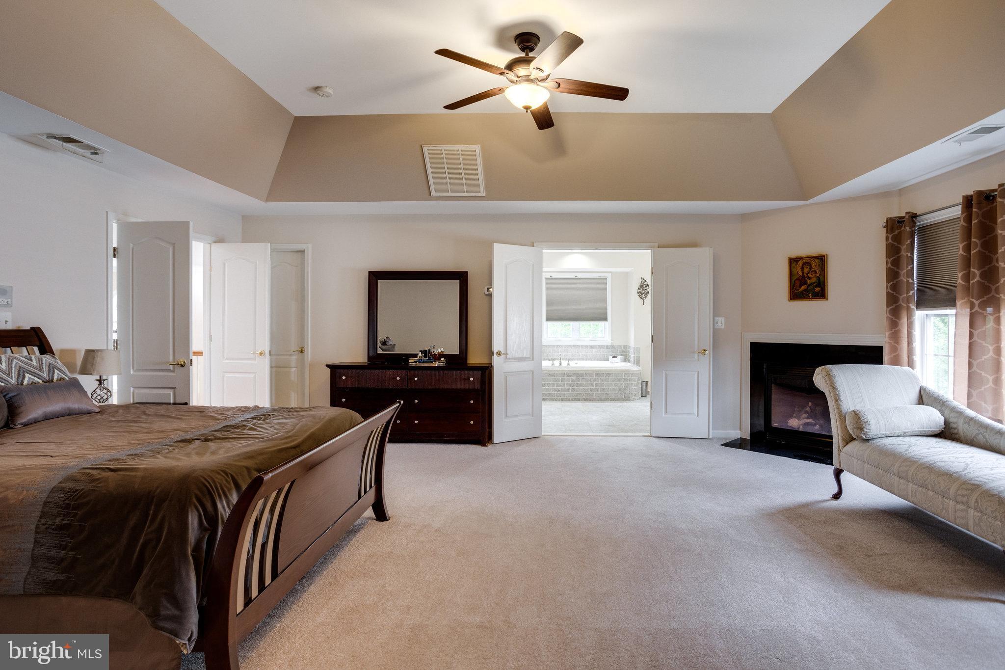 13195 Delaney Road Woodbridge, VA 22193 - Photo 45 of 88 Primary Bedroom w/ two walk-in closets