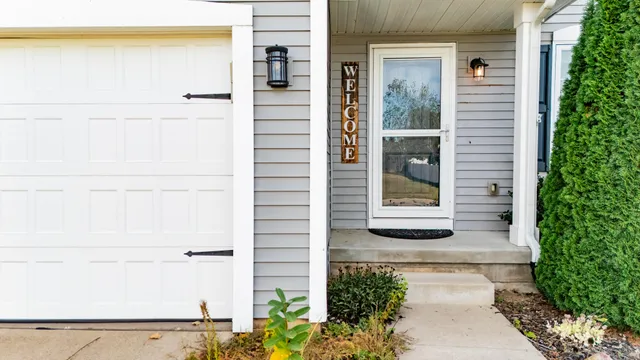 $350,000 | 49 Lake Ridge Drive, Mason, MI 48854