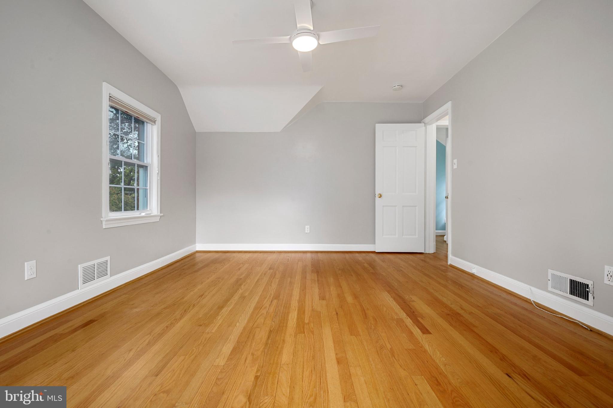 1713 White Oak Drive Silver Spring, MD 20910 - Photo 29 of 54