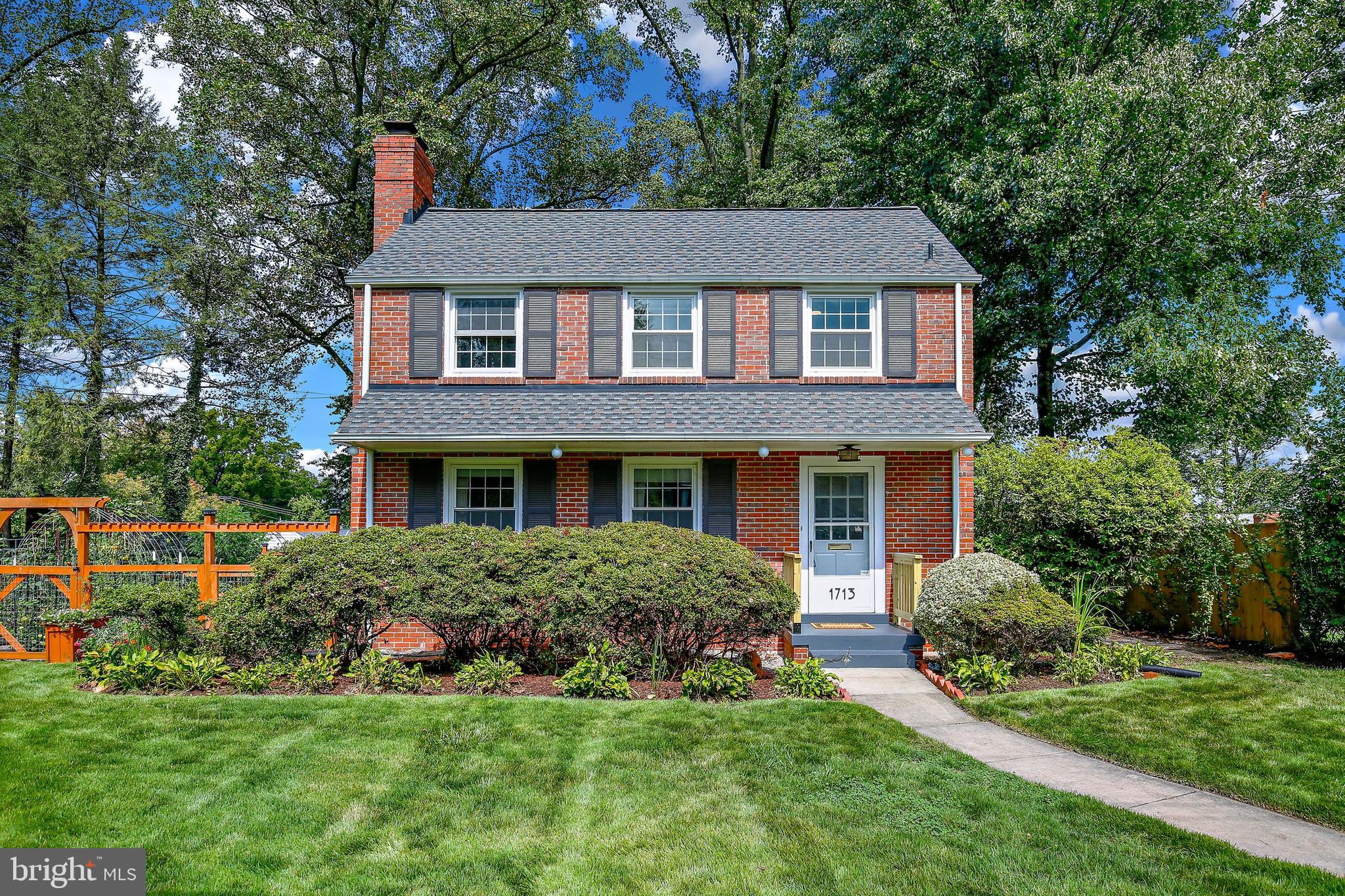 1713 White Oak Drive Silver Spring, MD 20910 - Photo 4 of 54