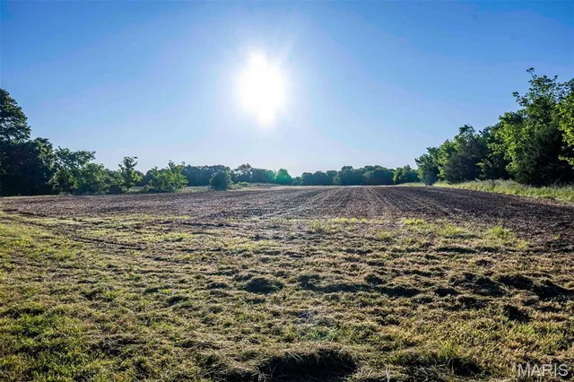 $998,450 | 0 Emron Farm Road, High Hill, MO 63350