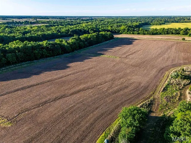 $998,450 | 0 Emron Farm Road, High Hill, MO 63350