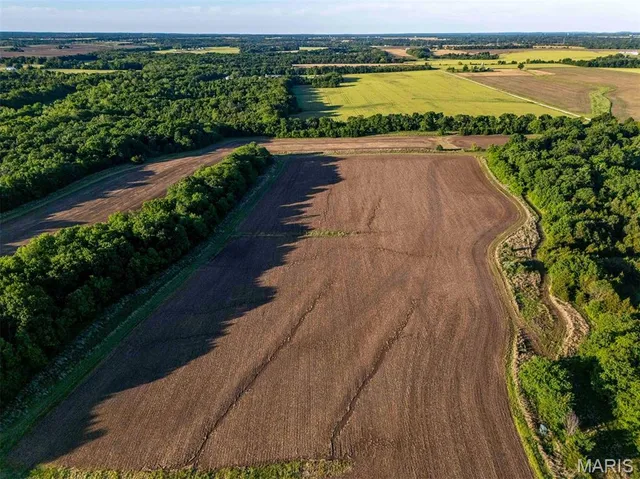 $998,450 | 0 Emron Farm Road, High Hill, MO 63350