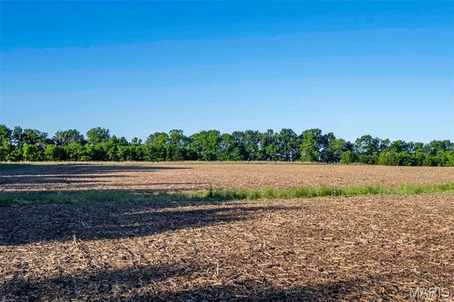 $998,450 | 0 Emron Farm Road, High Hill, MO 63350