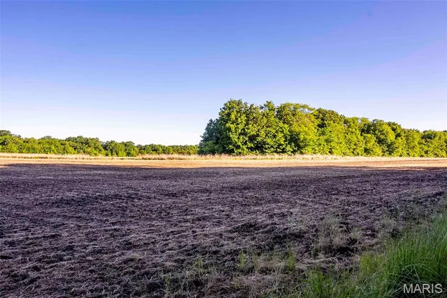 $998,450 | 0 Emron Farm Road, High Hill, MO 63350