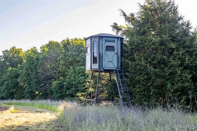 $998,450 | 0 Emron Farm Road, High Hill, MO 63350