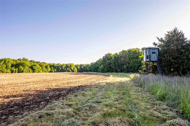 $998,450 | 0 Emron Farm Road, High Hill, MO 63350