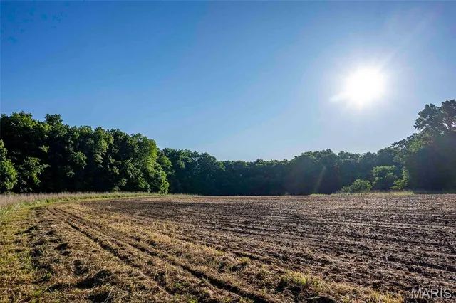 $998,450 | 0 Emron Farm Road, High Hill, MO 63350