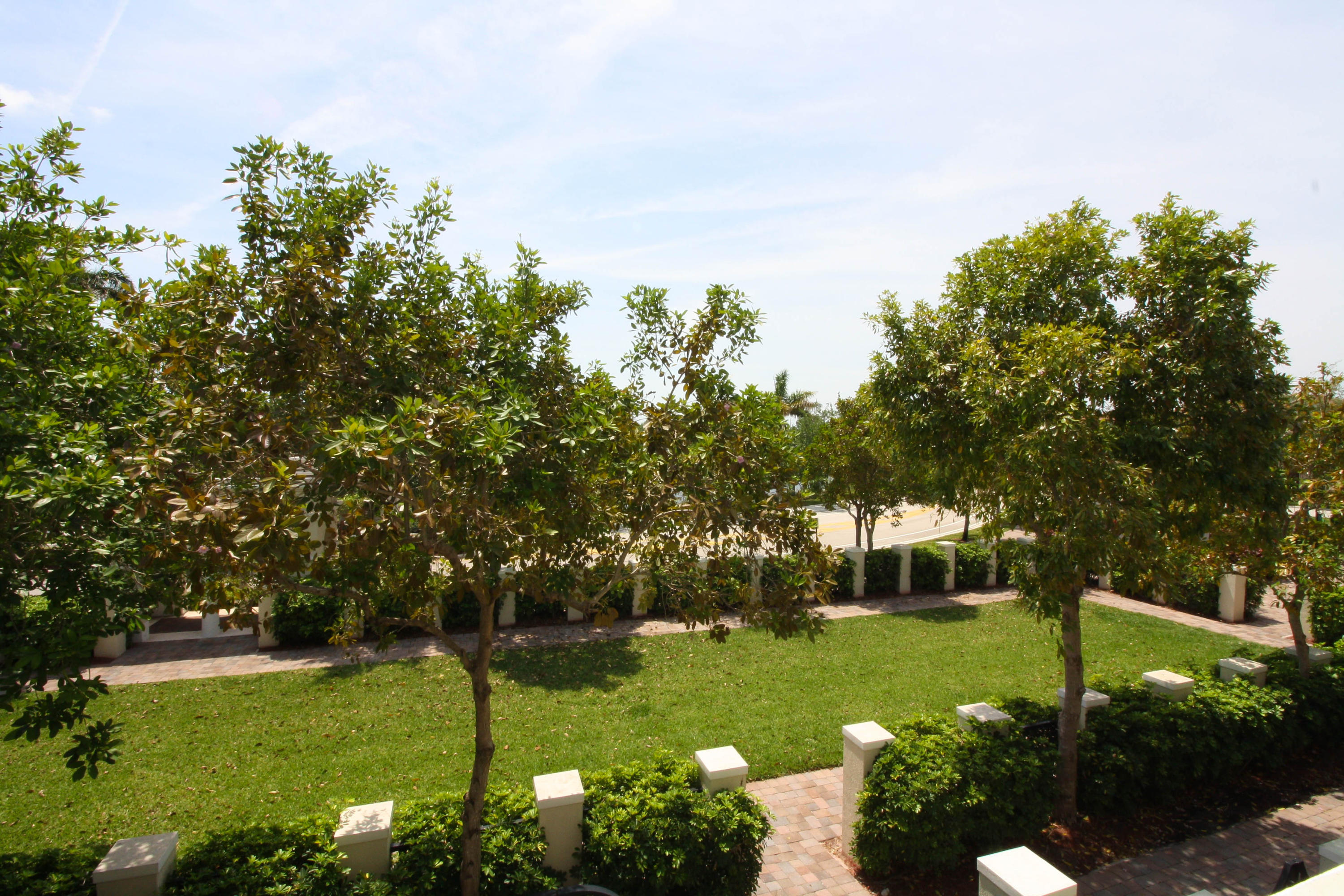 708 Northwest 83rd Place Boca Raton, FL 33487 - Photo 22 of 25 708-22