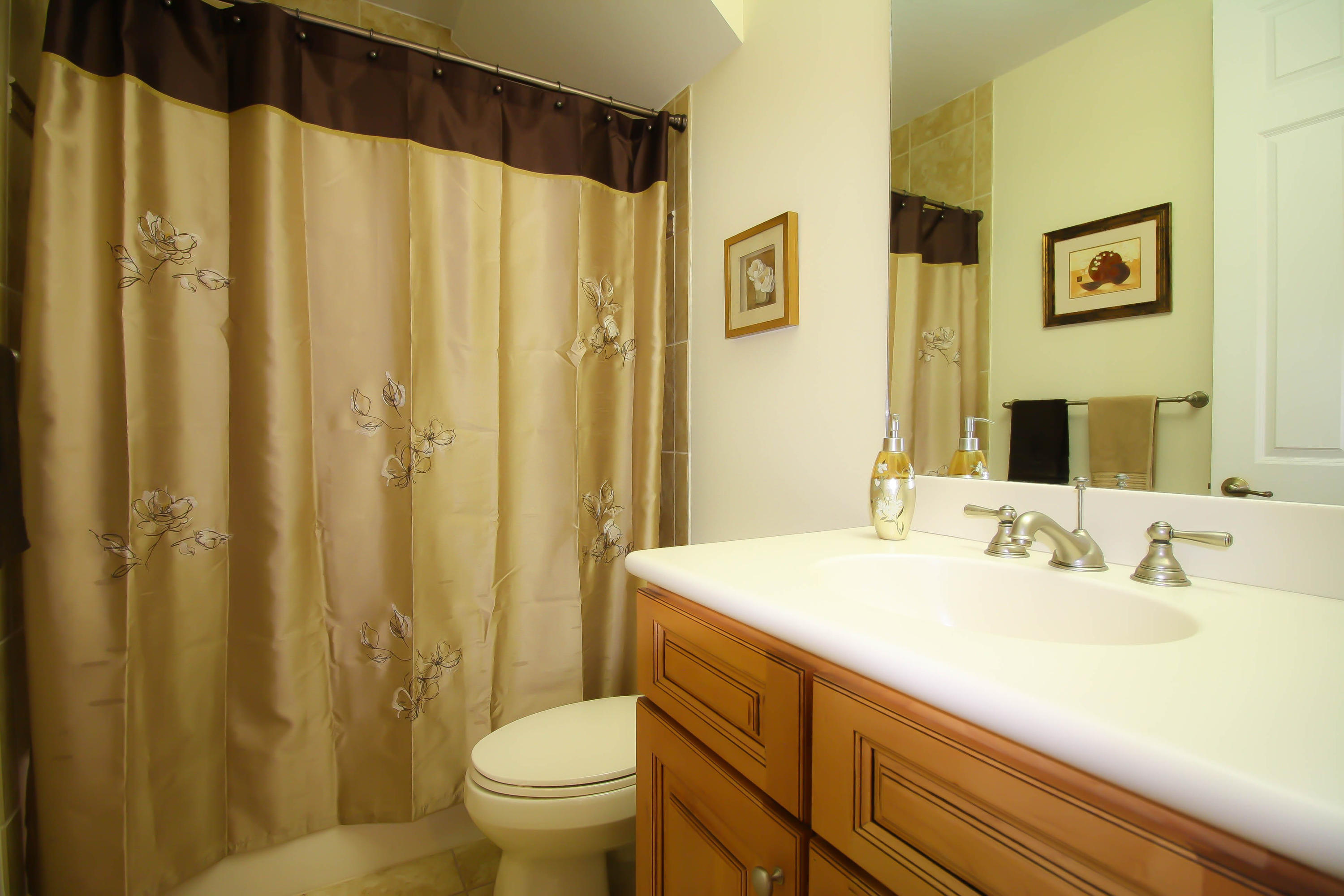 708 Northwest 83rd Place Boca Raton, FL 33487 - Photo 7 of 25 708-7