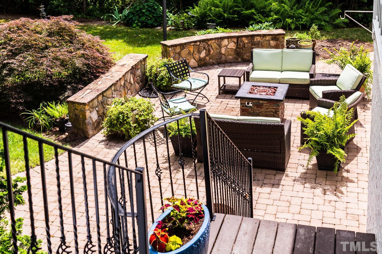 2520 York Road Raleigh, NC 27608 - Photo 4 of 6 a view of balcony and wooden floor