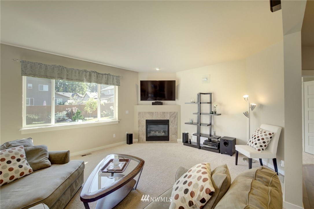 814 217th Street Southeast Bothell, WA 98021 - Photo 11 of 25