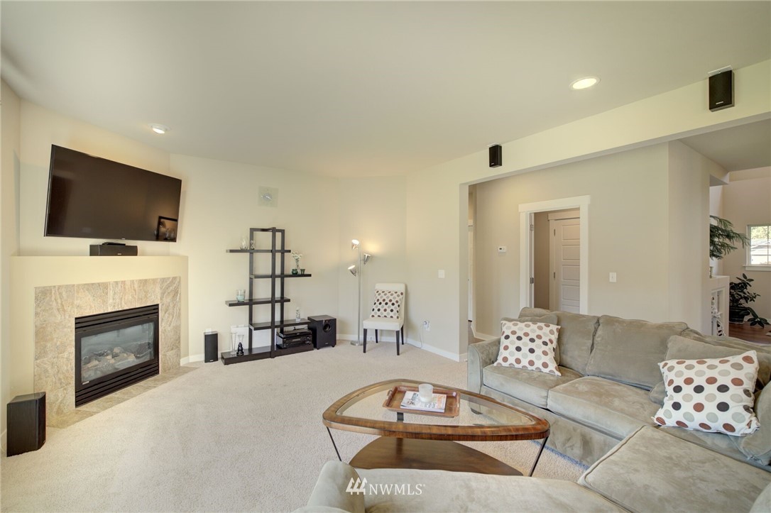 814 217th Street Southeast Bothell, WA 98021 - Photo 12 of 25