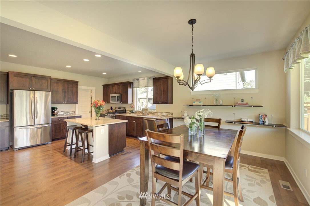 814 217th Street Southeast Bothell, WA 98021 - Photo 7 of 25