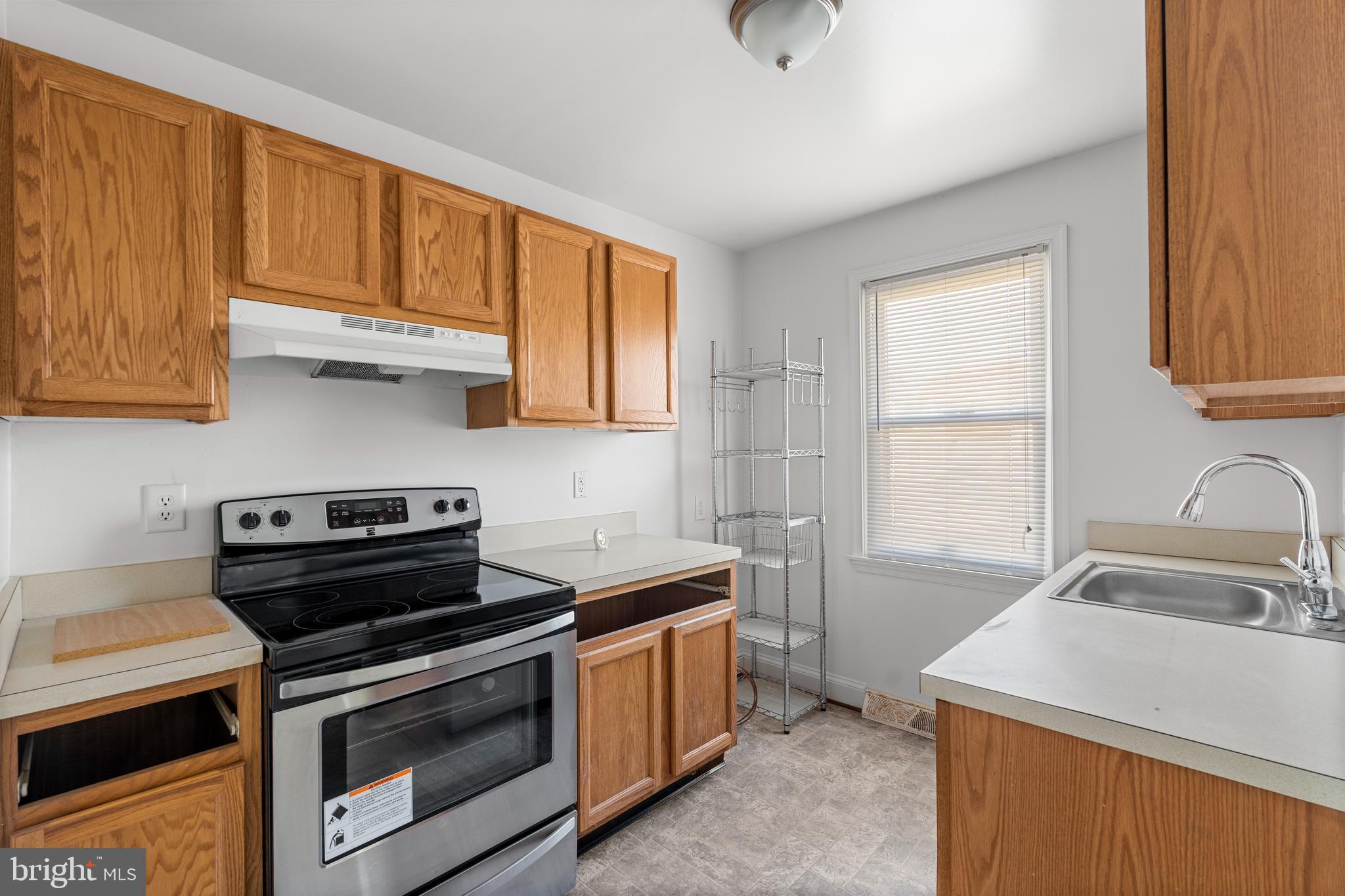 6809 Lou Lane Morningside, MD 20746 - Photo 5 of 12