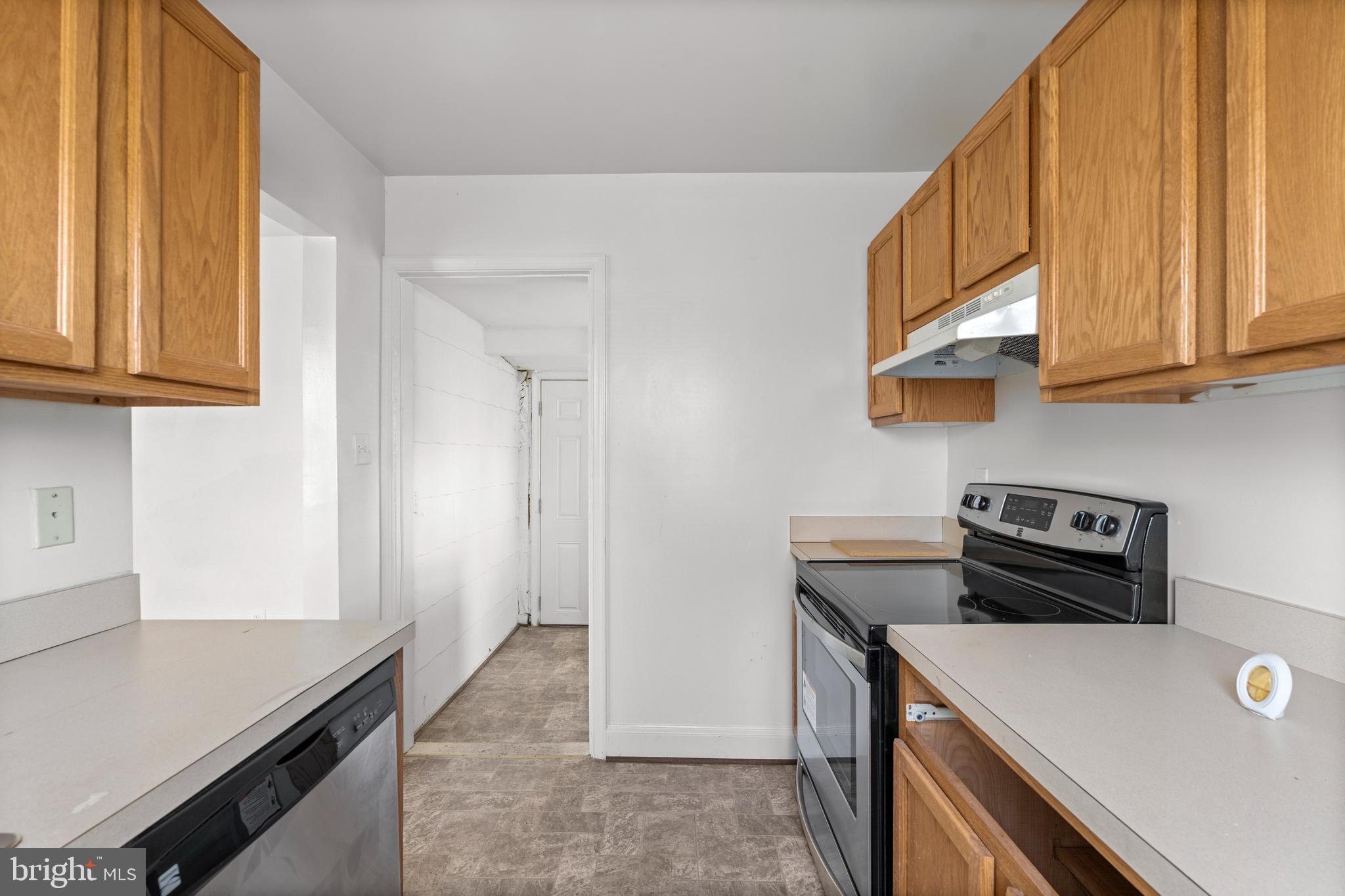 6809 Lou Lane Morningside, MD 20746 - Photo 6 of 12