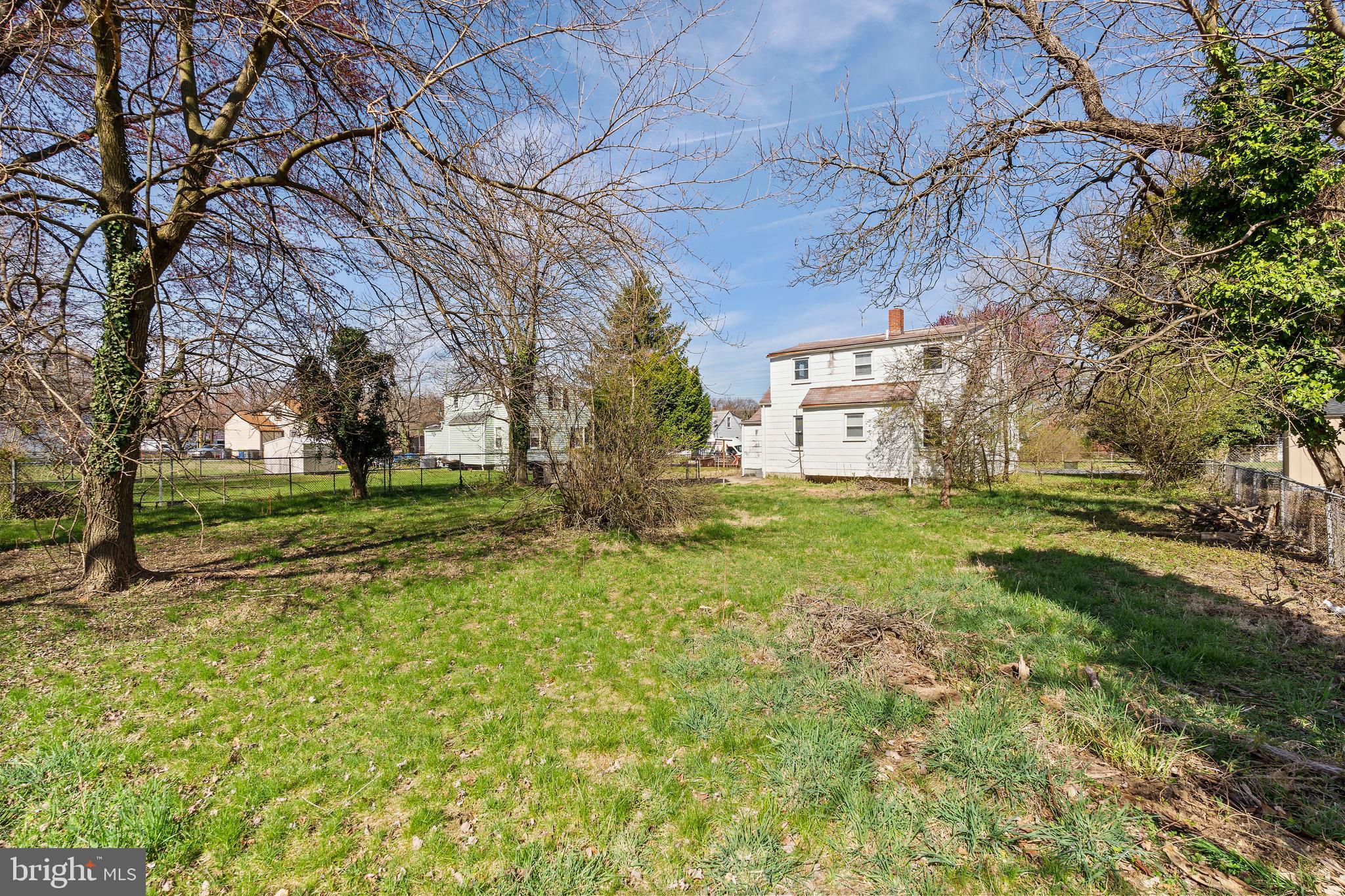 6809 Lou Lane Morningside, MD 20746 - Photo 10 of 12 Large backyard