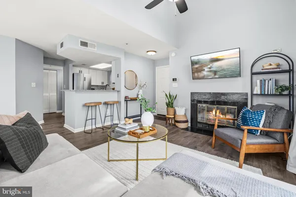 $240,000 | 14042 Vista Drive, Unit 109A, Laurel, MD 20707