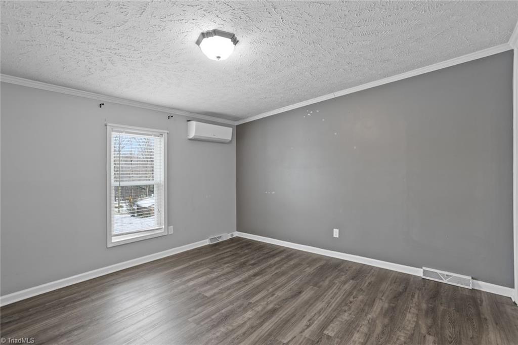 4855 Talley Road Walkertown, NC 27051 - Photo 20 of 45 Primary Bedroom