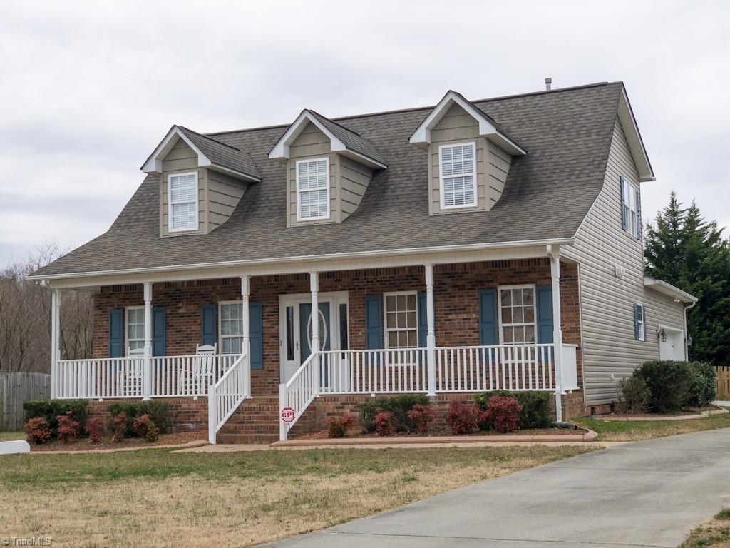 516 Barnsdale Ridge Road Kernersville, NC 27284 - Photo 1 of 36 Gallery Image 1