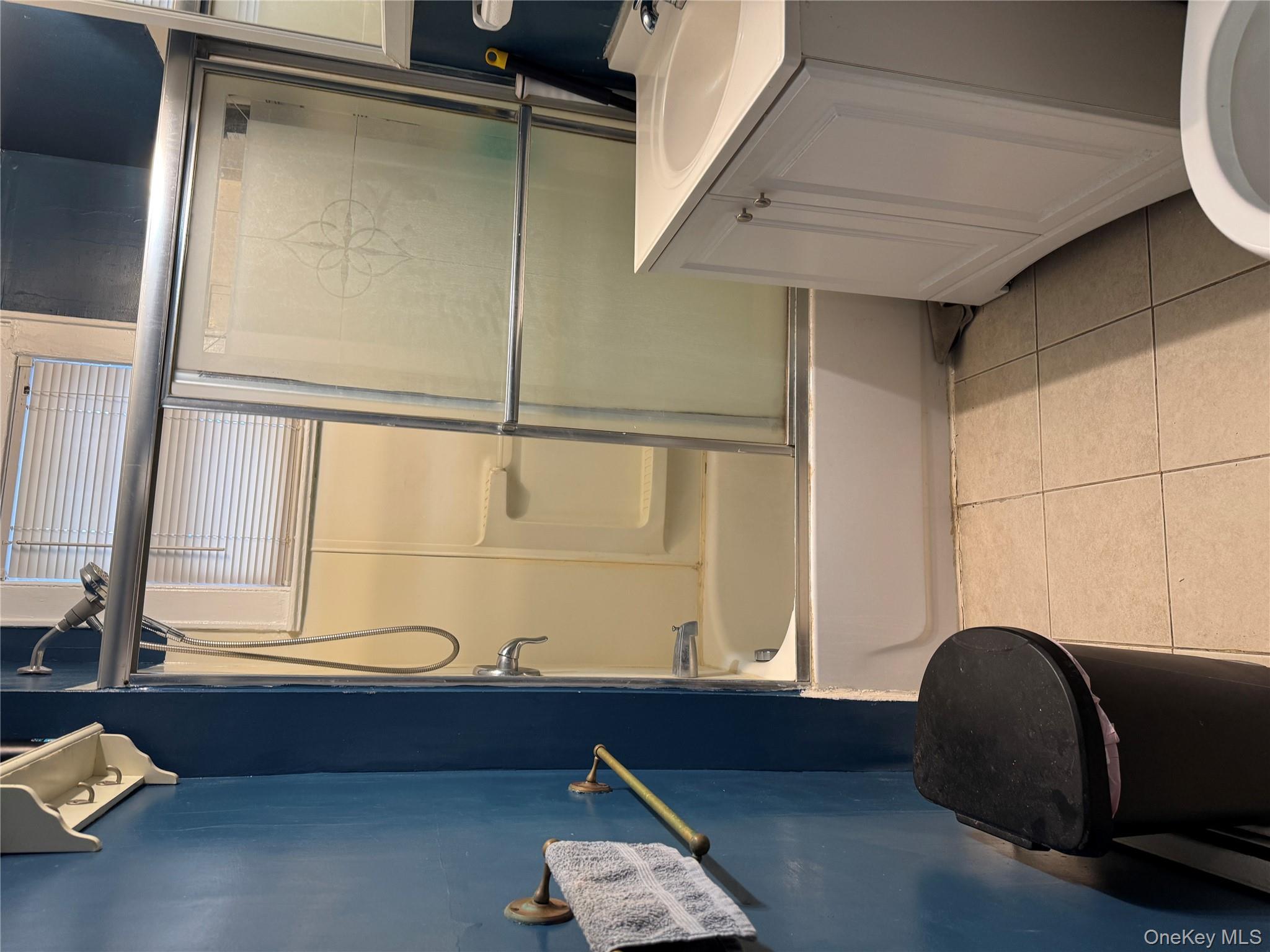 57 2nd Avenue Bay Shore, NY 11706 - Photo 7 of 15