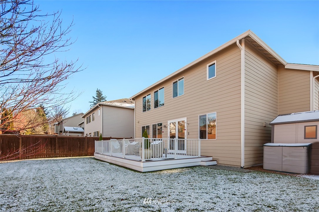 5938 Northeast 2nd Court Renton, WA 98059 - Photo 11 of 24 Gallery Image 11