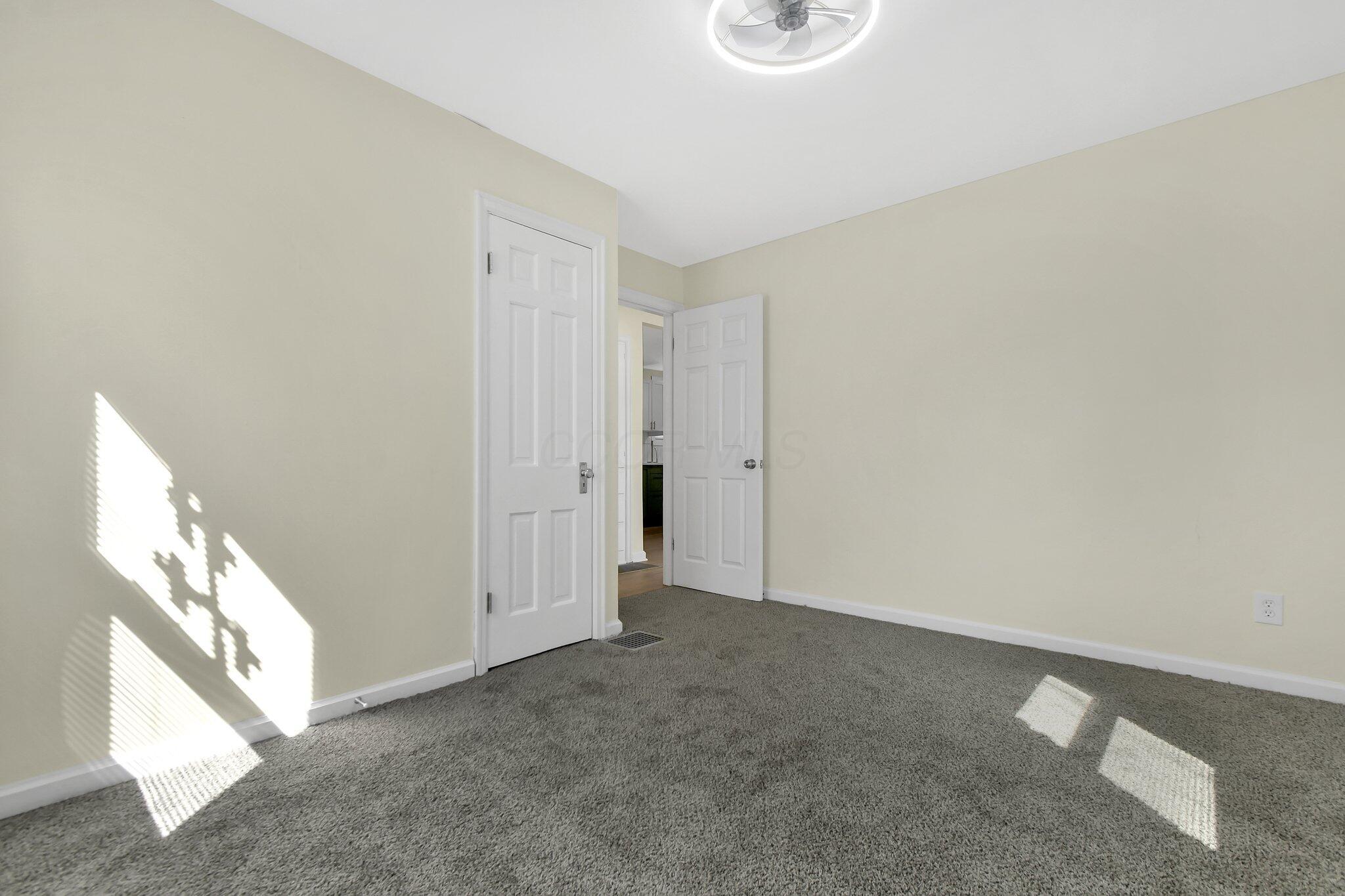 799 Sunbury Road Columbus, OH 43219 - Photo 9 of 44 9-web-or-mls-799-sunbury-rd