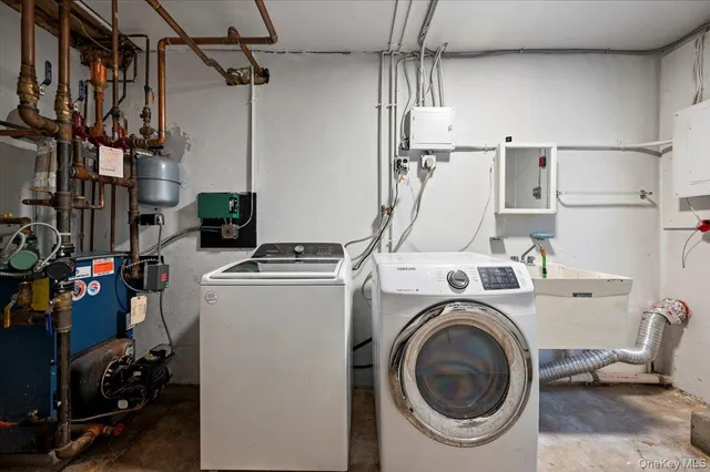 $575,000 | 33 Hollowbrook Court North, Cortlandt Manor, NY 10567