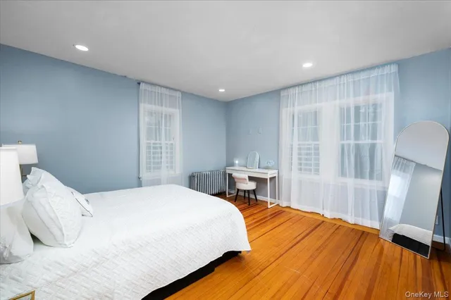 $575,000 | 33 Hollowbrook Court North, Cortlandt Manor, NY 10567