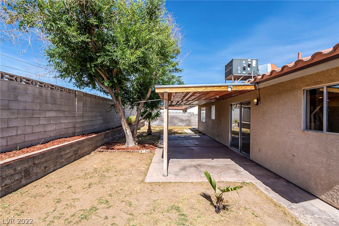 446 Concord Way Henderson, NV 89015 - Photo 5 of 19