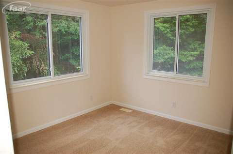 10104 Denton Hill Road Fenton, MI 48430 - Photo 14 of 17 20363536-13.JPG
