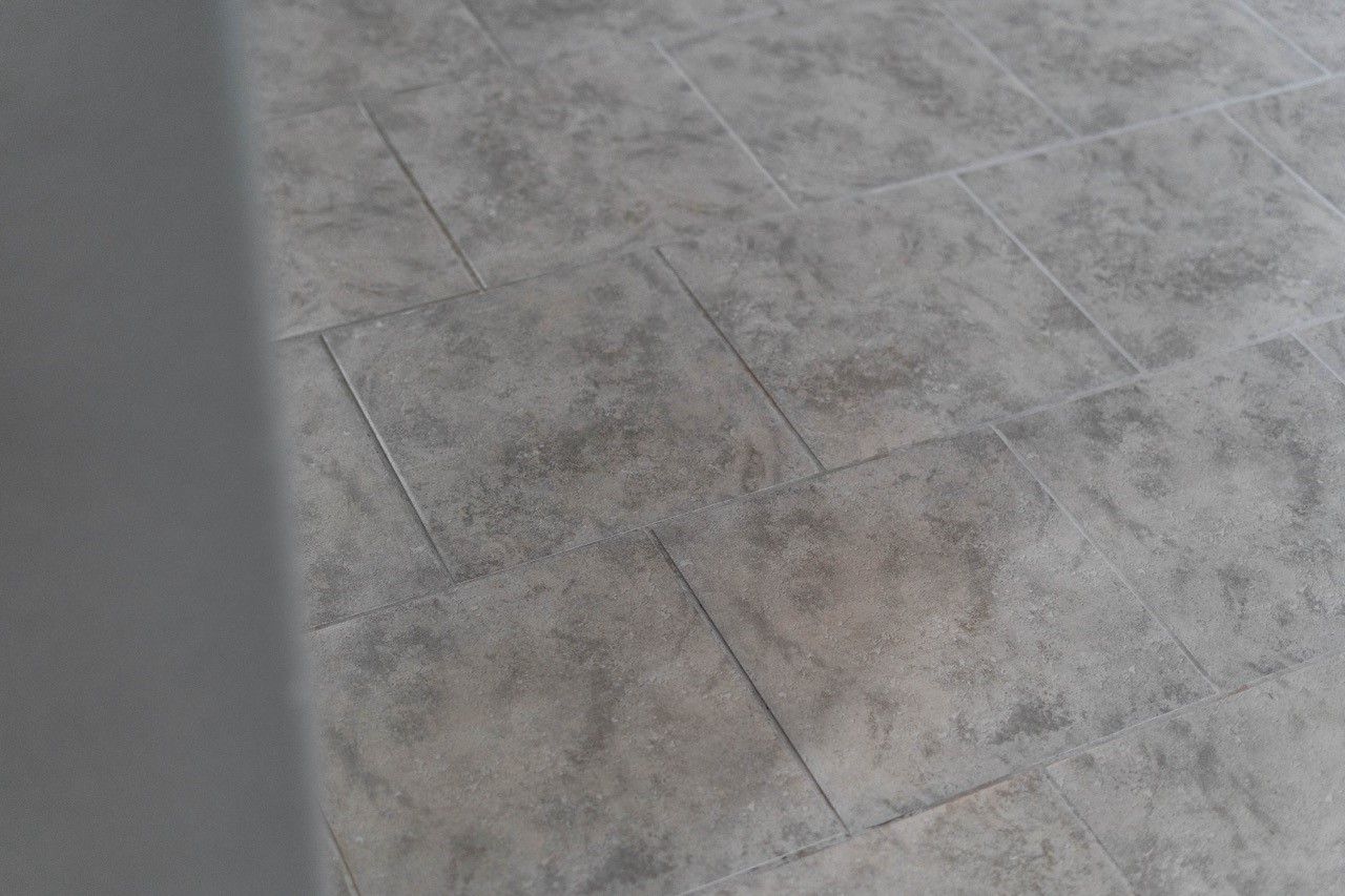 12126 Walden Road Montgomery, TX 77356 - Photo 37 of 50 Tile and grout have been professionally cleaned after move out. New tile 2023.