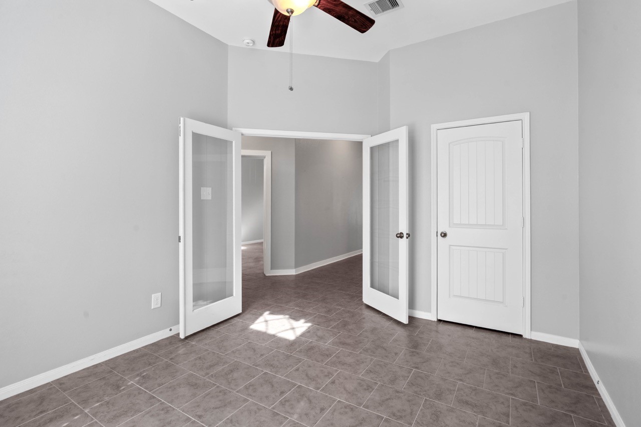 12126 Walden Road Montgomery, TX 77356 - Photo 7 of 50 Seller was using this room as an office; however, this could be bedroom #3 since there is a closet in the room.