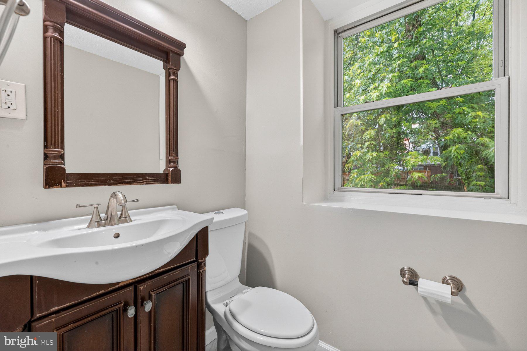 7711 Burnside Road Landover, MD 20785 - Photo 23 of 30