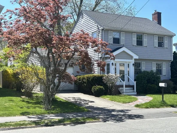 $910,000 | 40 Elm Street, Milton, MA 02186