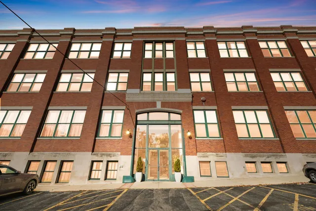 $279,000 | 601 Linden Place, Unit 116, Evanston, IL 60202