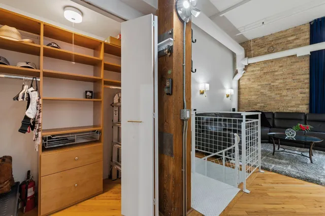 $279,000 | 601 Linden Place, Unit 116, Evanston, IL 60202