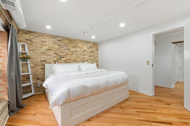 $279,000 | 601 Linden Place, Unit 116, Evanston, IL 60202