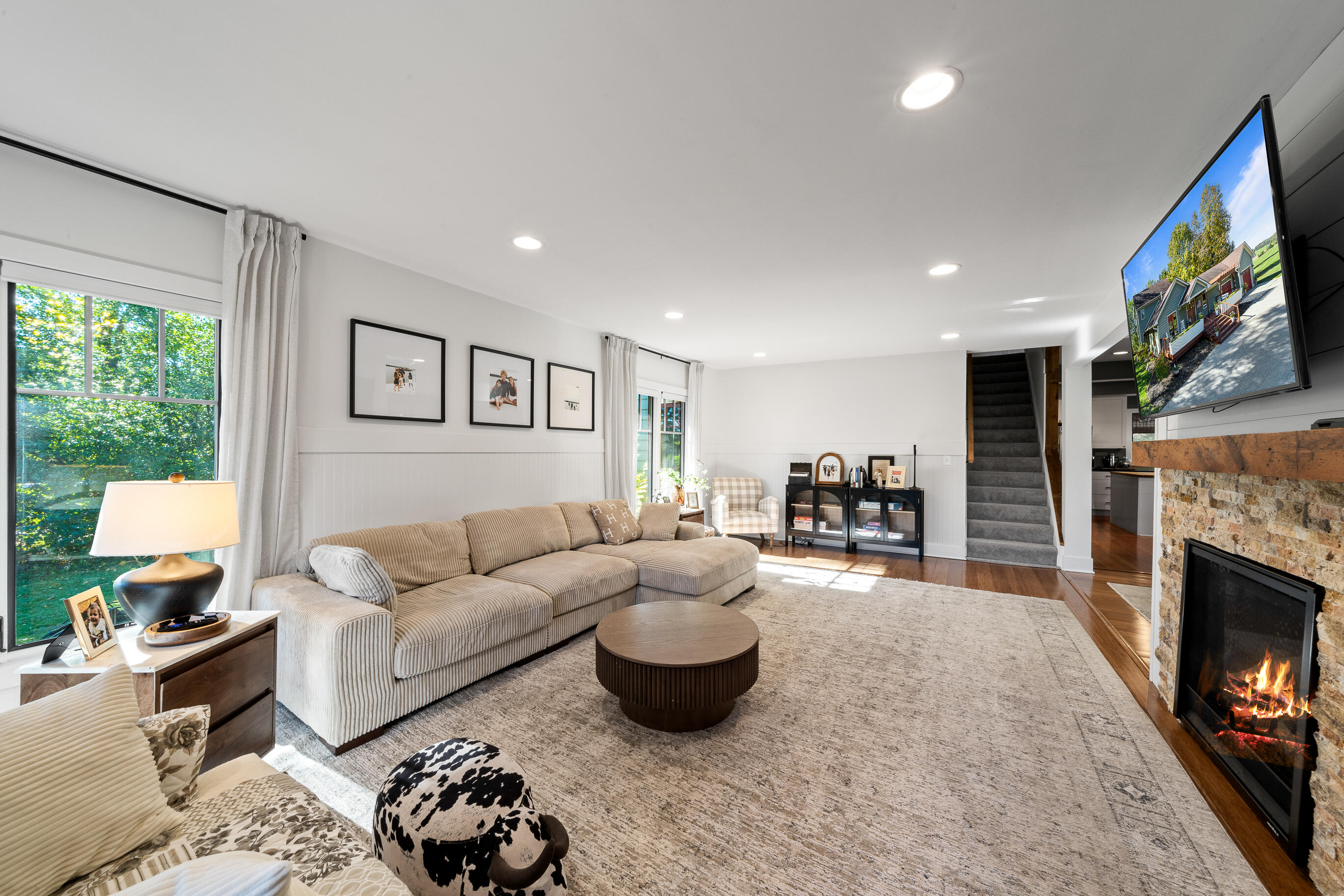 W3046 Krueger Road Geneva, WI 53147 - Photo 17 of 61 Living Room Stone Fireplace