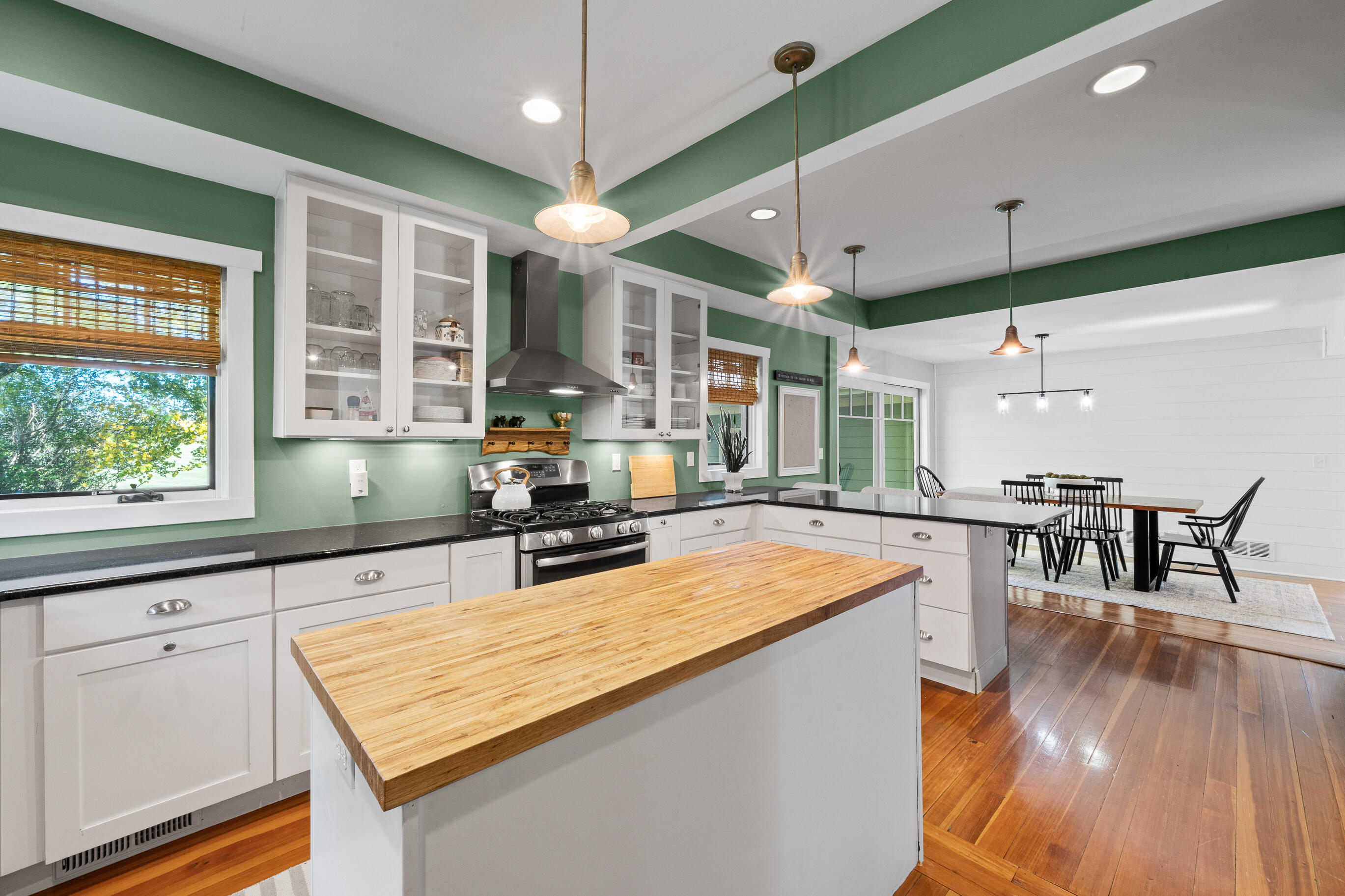 W3046 Krueger Road Geneva, WI 53147 - Photo 30 of 61 Kitchen to Dining Room