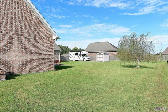 $565,000 | 284 Beulah Louise Drive, Gray, LA 70359