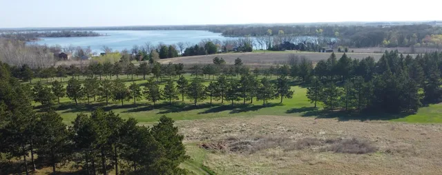 $89,900 | 510 Thumper Lodge Road, Ottertail, MN 56571