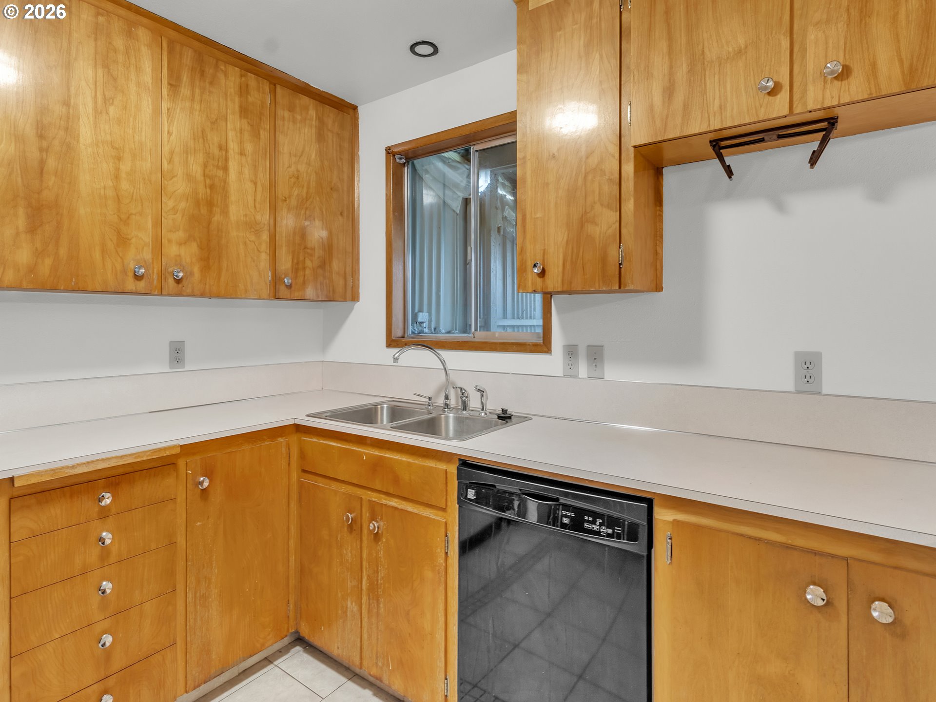 1749 Thompson Road Woodburn, OR 97071 - Photo 19 of 33 Gallery Image 19