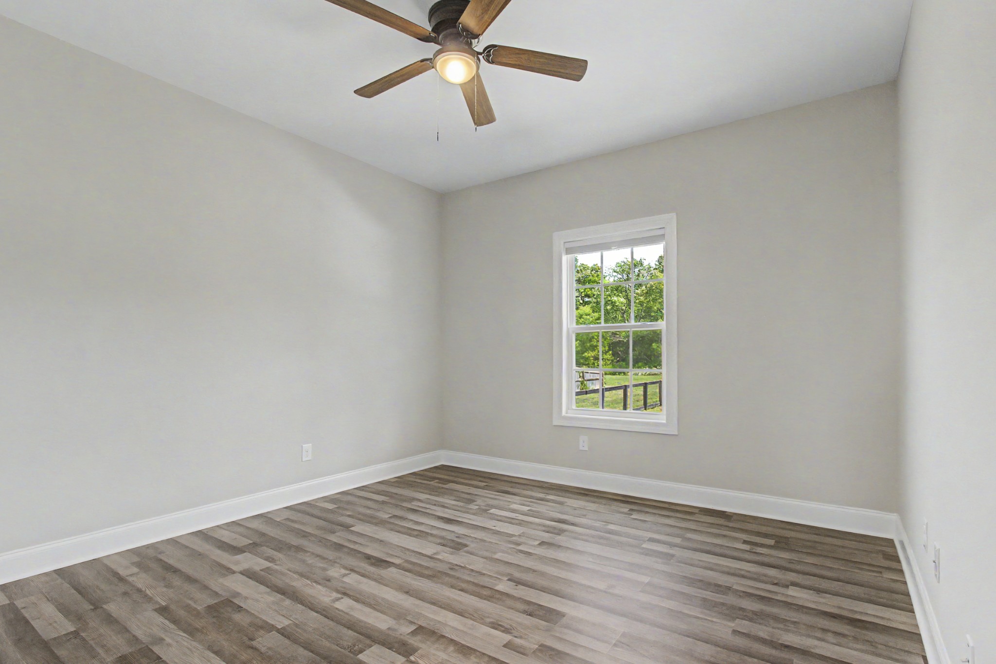 1242 Norton Road Manchester, TN 37355 - Photo 30 of 43 Gallery Image 30