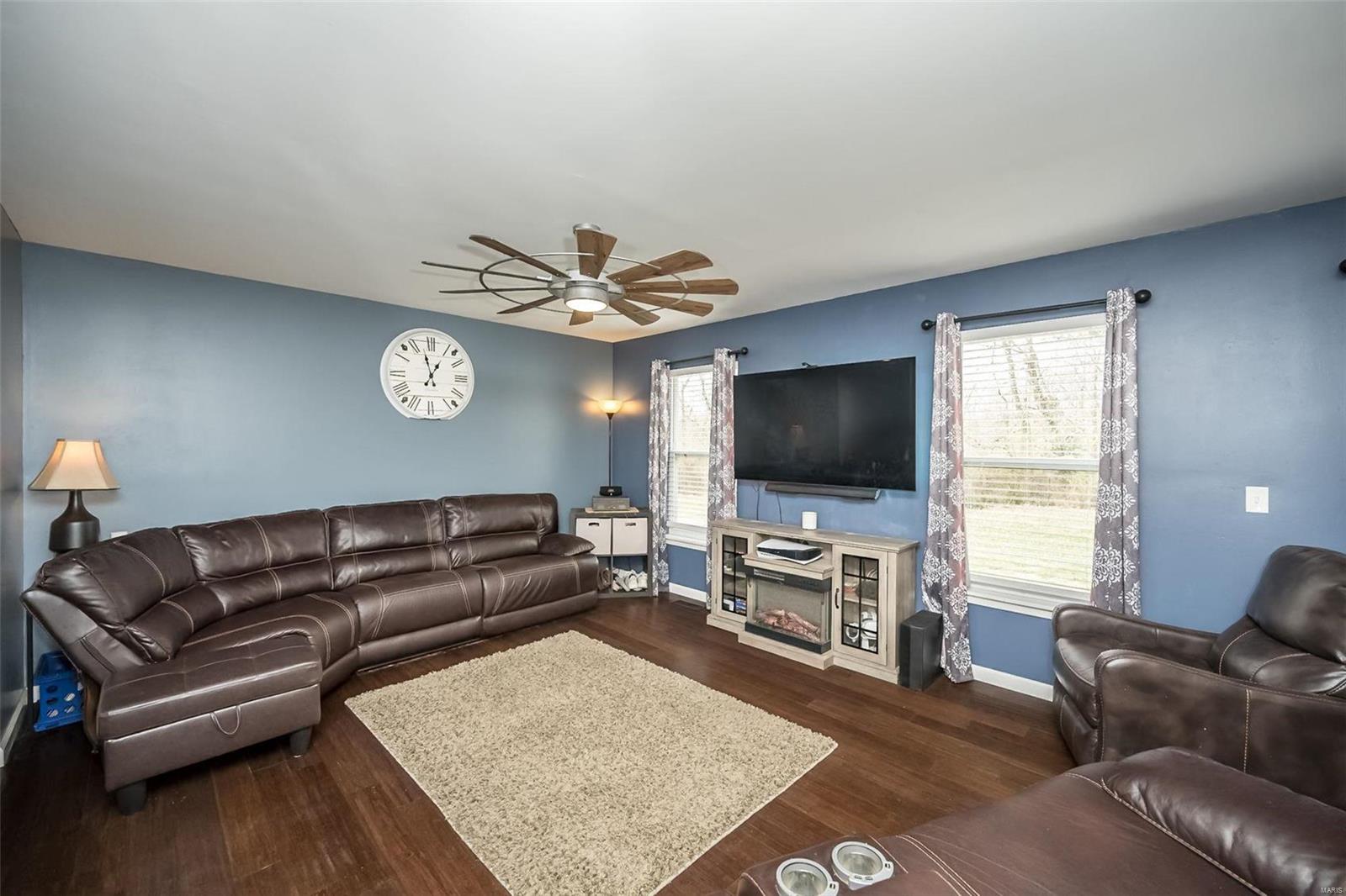 524 Meadow Spring Drive Troy, MO 63379 - Photo 12 of 33