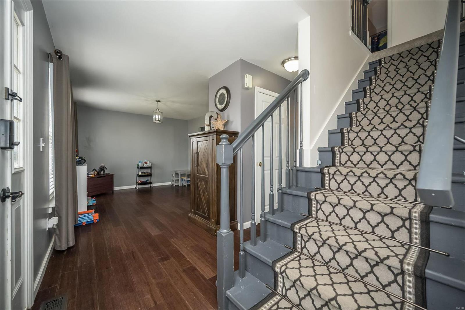 524 Meadow Spring Drive Troy, MO 63379 - Photo 3 of 33