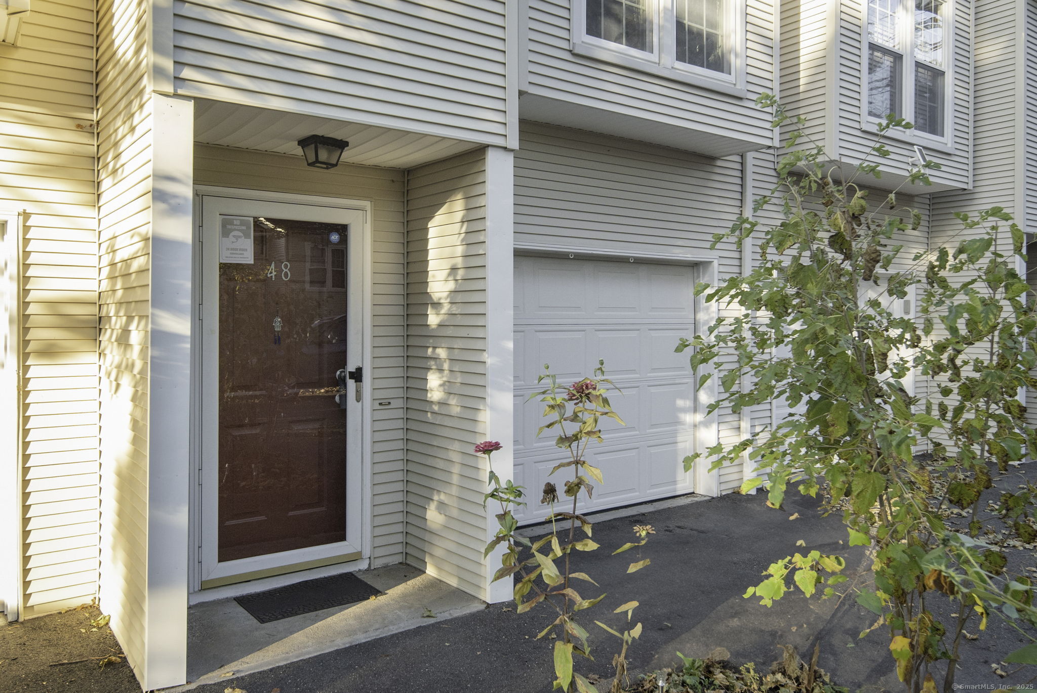380 Hitchcock Road, Unit 48 Waterbury, CT 06705 - Photo 2 of 28 a view of entryway front of house