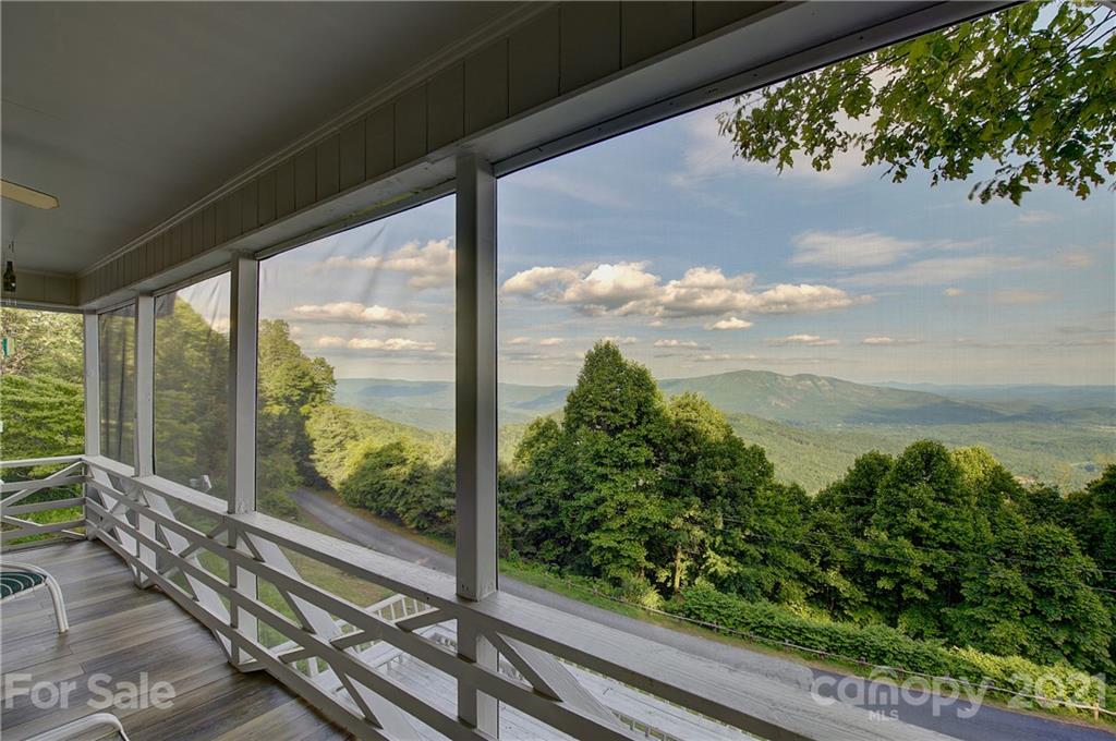 73 Lucerne Strasse Road Marion, NC 28752 - Photo 2 of 29 Gallery Image 2