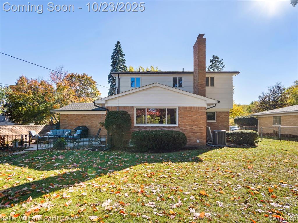 2152 Avoncrest Drive Rochester Hills, MI 48309 - Photo 40 of 42
