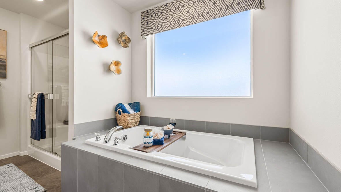61163 Southeast Splendor Lane Bend, OR 97702 - Photo 31 of 35 032 Primary Bathroom
